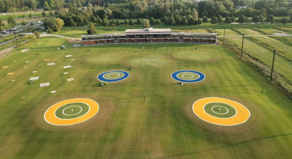 Golf lessons at Chi Chi Golf driving range in Utrecht